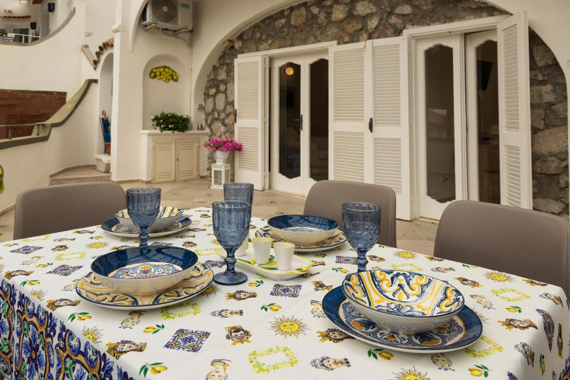 Casa Flavia Positano Center - 5 Minutes To Beach And 4 Air Conditioning 外观 照片