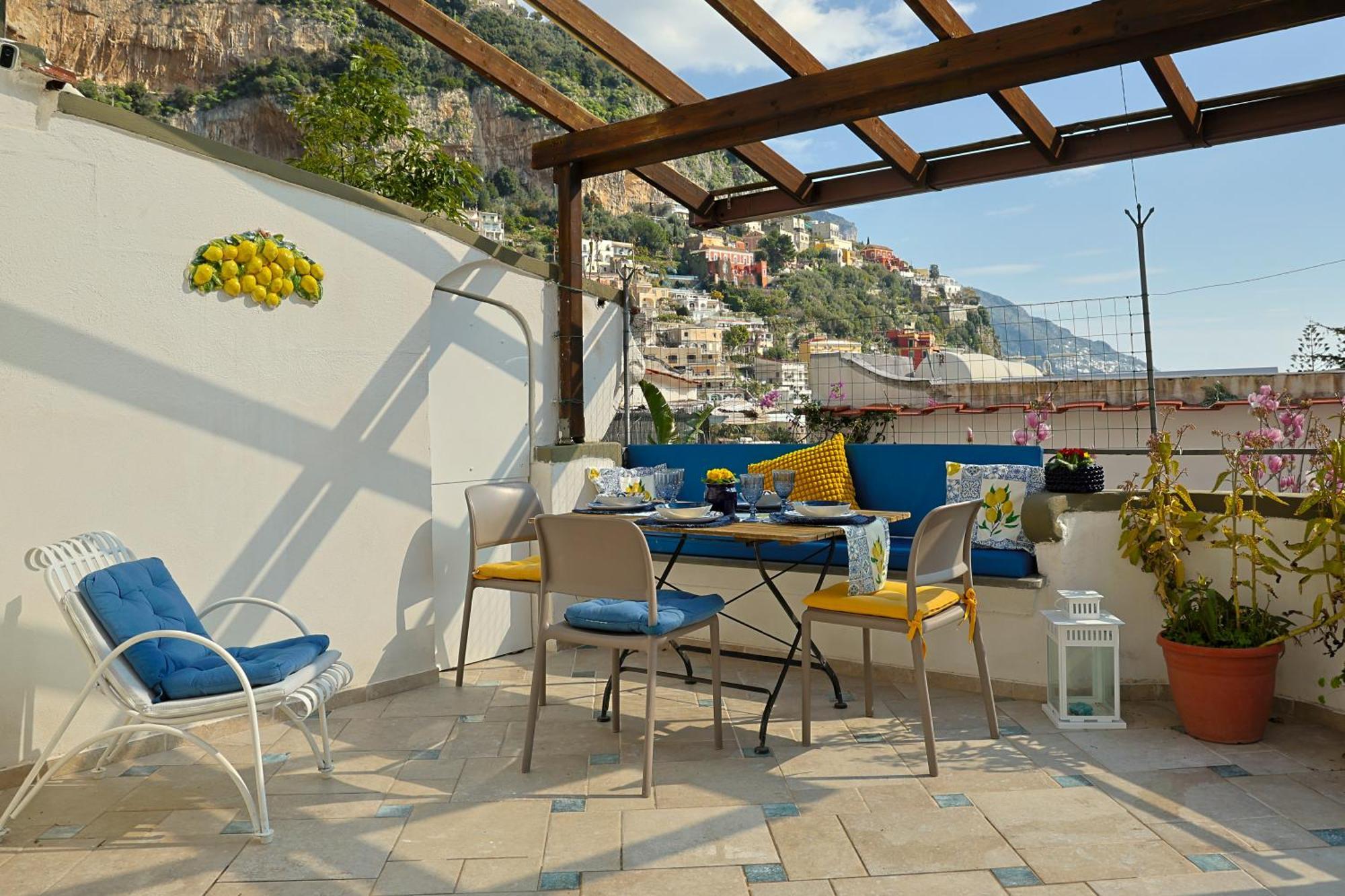 Casa Flavia Positano Center - 5 Minutes To Beach And 4 Air Conditioning 外观 照片